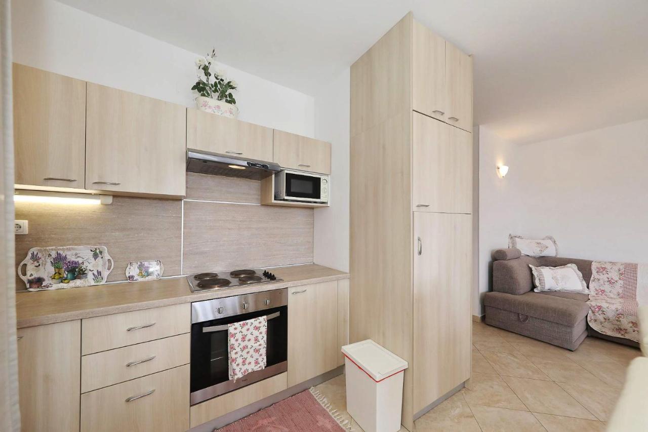 Apartments Punta Привлака Экстерьер фото
